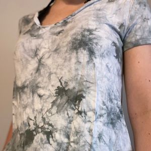 Aeropostale Tie Dye V-Neck Tee
